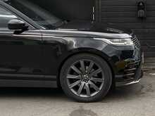 Land Rover Range Rover Velar 3.0 SD6 V6 R-Dynamic HSE SUV 5dr Diesel Auto 4WD Euro 6 (s/s) (300 ps) - U2046