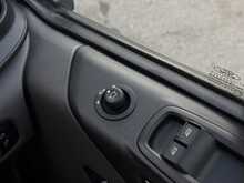 Ford Transit Custom 2.0 300 EcoBlue Limited Panel Van 5dr Diesel Auto L2 H1 Euro 6 (130 ps) - U2047