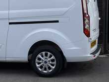 Ford Transit Custom 2.0 300 EcoBlue Limited Panel Van 5dr Diesel Auto L2 H1 Euro 6 (130 ps) - U2047