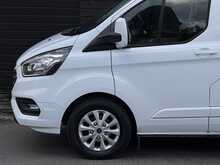 Ford Transit Custom 2.0 300 EcoBlue Limited Panel Van 5dr Diesel Auto L2 H1 Euro 6 (130 ps) - U2047
