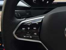 Volkswagen Arteon 2.0 TDI R-Line Shooting Brake 5dr Diesel DSG 4Motion Euro 6 (s/s) (200 ps) - U2053