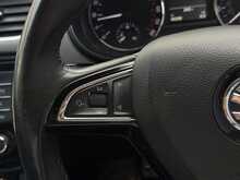 Skoda Octavia 2.0 TDI SE Business Hatchback 5dr Diesel Manual Euro 6 (s/s) (150 ps) - U2054