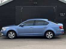Skoda Octavia 2.0 TDI SE Business Hatchback 5dr Diesel Manual Euro 6 (s/s) (150 ps) - U2054
