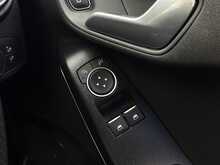 Ford Fiesta 1.0T EcoBoost GPF ST-Line Hatchback 3dr Petrol Manual Euro 6 (s/s) (100 ps) - U2056