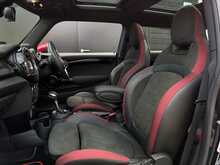 MINI Hatch 2.0 John Cooper Works Hatchback 3dr Petrol Auto Euro 6 (s/s) (231 ps) - U2062