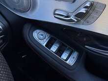 Mercedes-Benz GLC 3.0 GLC43 V6 AMG (Premium Plus) SUV 5dr Petrol G-Tronic+ 4MATIC Euro 6 (s/s) (367 ps) - U2063