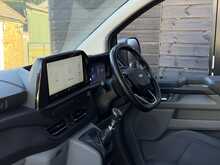 Ford Transit Custom 2.0 300 EcoBlue Limited Panel Van 5dr Diesel Manual L2 H1 Euro 6 (s/s) (136 ps) - U2068