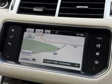 Land Rover Range Rover Sport 3.0 SD V6 HSE SUV 5dr Diesel Auto 4WD Euro 6 (s/s) (306 ps) - U2070