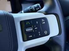 Land Rover Defender 90 3.0 D350 MHEV X-Dynamic HSE SUV 3dr Diesel Auto 4WD Euro 6 (s/s) (350 ps) - U2072