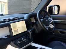 Land Rover Defender 90 3.0 D350 MHEV X-Dynamic HSE SUV 3dr Diesel Auto 4WD Euro 6 (s/s) (350 ps) - U2072