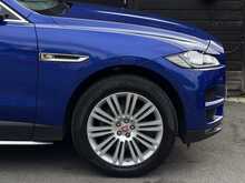 Jaguar F-PACE 2.0 P250i Portfolio SUV 5dr Petrol Auto AWD Euro 6 (s/s) (250 ps) - U2074