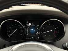 Jaguar F-PACE 2.0 P250i Portfolio SUV 5dr Petrol Auto AWD Euro 6 (s/s) (250 ps) - U2074