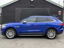 Jaguar F-PACE 2.0 P250i Portfolio SUV 5dr Petrol Auto AWD Euro 6 (s/s) (250 ps) - U2074