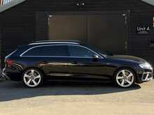 Audi A4 Avant 2.0 TFSI 35 S line Estate 5dr Petrol S Tronic Euro 6 (s/s) (150 ps) - U2076