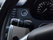 Land Rover Discovery Sport 2.0 TD4 HSE Black SUV 5dr Diesel Auto 4WD Euro 6 (s/s) (180 ps) - U2078