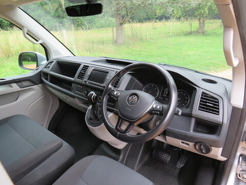 2.0 BiTDI 204 PS T32 BlueMotion Tech Highline Crew Van Double Cab 5dr Diesel DSG FWD LWB Euro 6 (s/s) (204 ps)