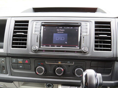 2.0 BiTDI 204 PS T32 BlueMotion Tech Highline Crew Van Double Cab 5dr Diesel DSG FWD LWB Euro 6 (s/s) (204 ps)