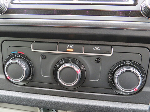 2.0 BiTDI 204 PS T32 BlueMotion Tech Highline Crew Van Double Cab 5dr Diesel DSG FWD LWB Euro 6 (s/s) (204 ps)