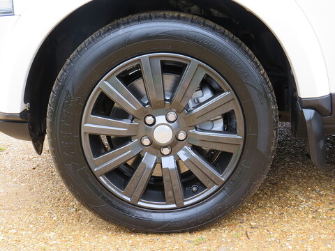 3.0 SD V6 SE SUV 5dr Diesel Auto 4WD Euro 6 (s/s) (256 bhp)