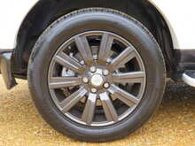 Land Rover Discovery 4 SD V6 SE