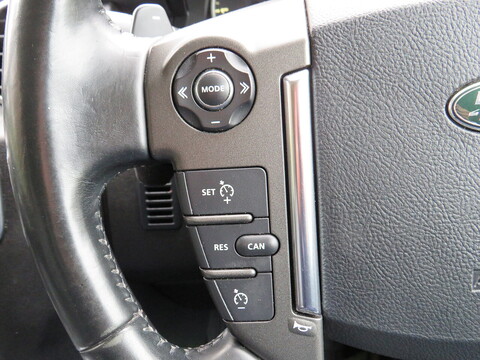 3.0 SD V6 SE SUV 5dr Diesel Auto 4WD Euro 6 (s/s) (256 bhp)