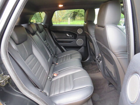 2.0 TD4 HSE Dynamic SUV 5dr Diesel Auto 4WD Euro 6 (s/s) (180 ps)