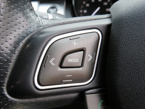 2.0 TD4 HSE Dynamic SUV 5dr Diesel Auto 4WD Euro 6 (s/s) (180 ps)