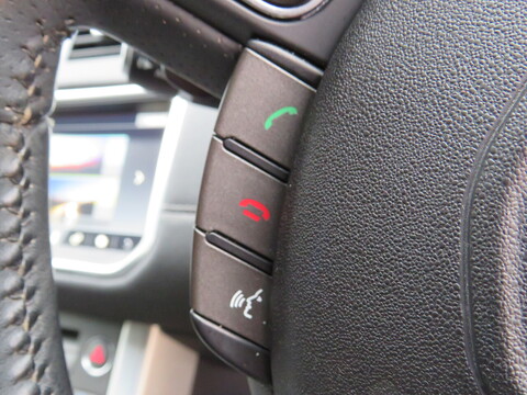 2.0 TD4 HSE Dynamic SUV 5dr Diesel Auto 4WD Euro 6 (s/s) (180 ps)