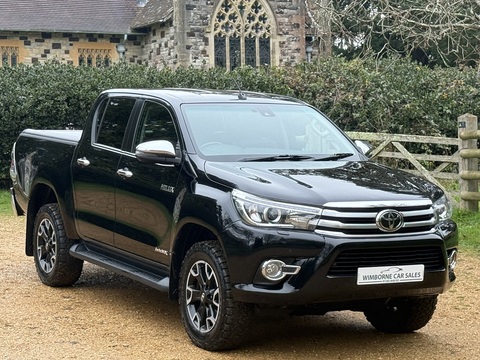 2.4 D-4D Invincible X Pickup Double Cab 4dr Diesel Manual 4WD Euro 6 (s/s) (TSS, 3.5t) (150 ps)