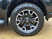 Toyota Hilux D-4D Invincible X