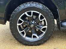 Toyota Hilux D-4D Invincible X