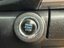 Toyota Hilux D-4D Invincible X