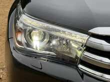 Toyota Hilux D-4D Invincible X