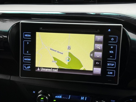 2.4 D-4D Invincible X Pickup Double Cab 4dr Diesel Manual 4WD Euro 6 (s/s) (TSS, 3.5t) (150 ps)