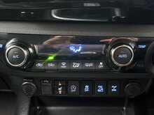 Toyota Hilux D-4D Invincible X