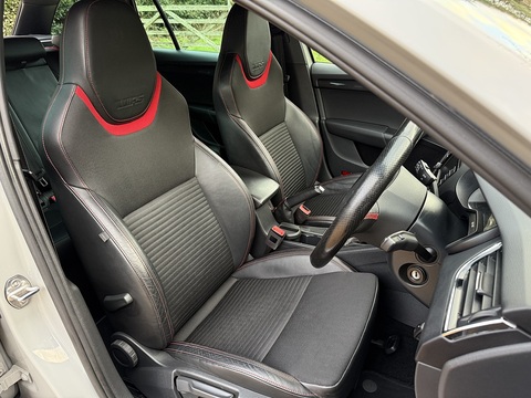 2.0 TDI vRS Estate 5dr Diesel Manual Euro 6 (s/s) (SNav) (184 ps)