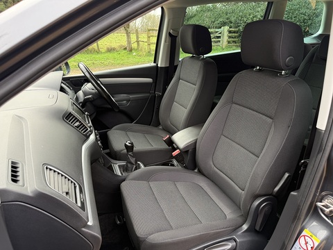 2.0 TDI SE MPV 5dr Diesel Manual Euro 6 (s/s) (150 ps)