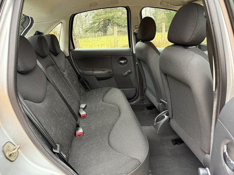 1.4 HDi Cool Hatchback 5dr Diesel Manual (115 g/km, 67 bhp)
