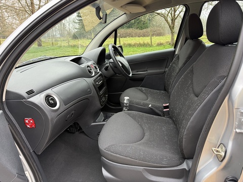 1.4 HDi Cool Hatchback 5dr Diesel Manual (115 g/km, 67 bhp)