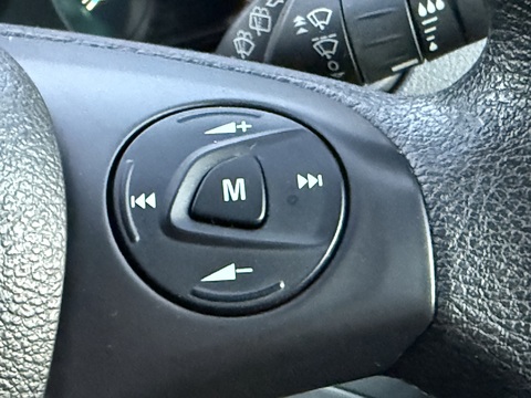 2.2 TDCi 350 HDT Minibus 4dr Diesel Manual L2 H2 (196 g/km, 123 bhp)