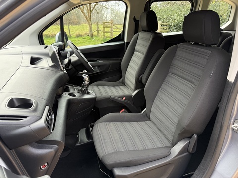 1.5 Turbo D BlueInjection Energy MPV 5dr Diesel Manual Euro 6 (s/s) (7 Seat) (100 ps)