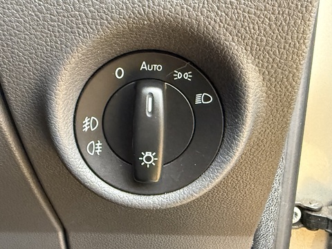 2.0 BiTDI BlueMotion Tech Highline Pickup Double Cab 4dr Diesel Auto 4Motion Euro 5 (s/s) (180 ps)