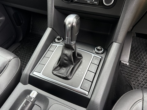 2.0 BiTDI BlueMotion Tech Highline Pickup Double Cab 4dr Diesel Auto 4Motion Euro 5 (s/s) (180 ps)