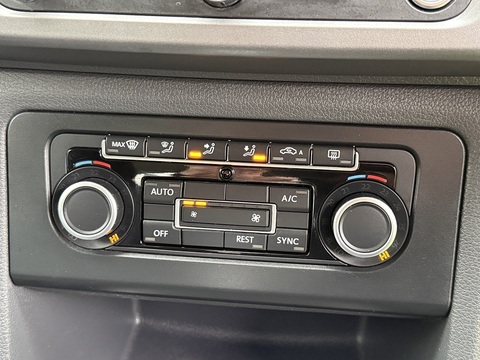 2.0 BiTDI BlueMotion Tech Highline Pickup Double Cab 4dr Diesel Auto 4Motion Euro 5 (s/s) (180 ps)