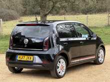 Volkswagen up! up! beats