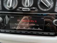 Volkswagen up! up! beats