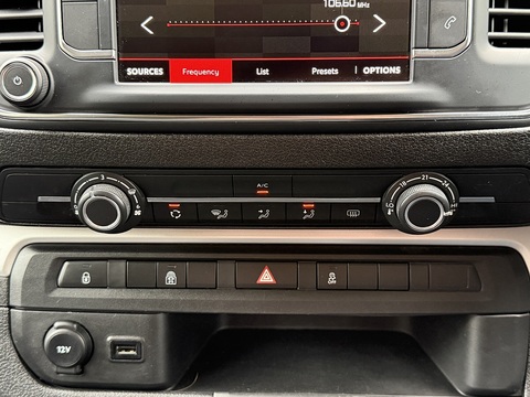 1.6 BlueHDi Business M MPV 5dr Diesel Manual MWB Euro 6 (s/s) (115 ps)