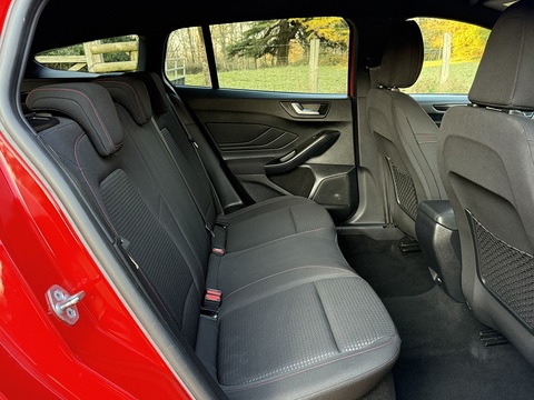 1.5 EcoBlue ST-Line Estate 5dr Diesel Manual Euro 6 (s/s) (120 ps)