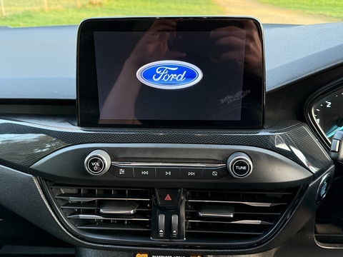 1.5 EcoBlue ST-Line Estate 5dr Diesel Manual Euro 6 (s/s) (120 ps)