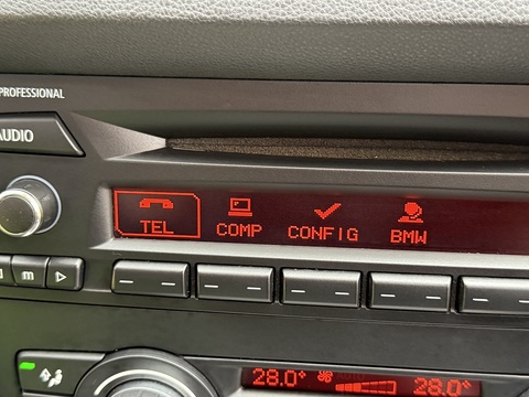 2.0 320d SE Saloon 4dr Diesel Steptronic Euro 5 (177 ps)